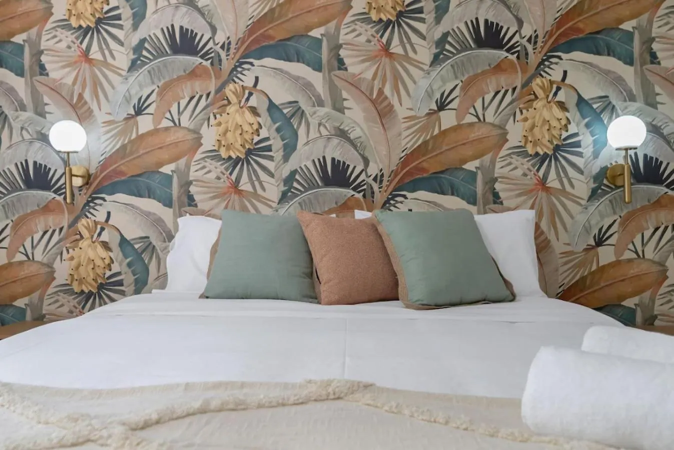 Apartment Tropicana Boutique Hotel - 1 Cairns Australia